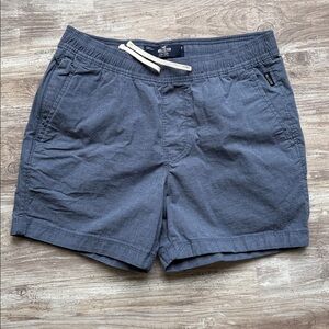 Hollister Men's Jogger Short with White Drawstring~ Size: Medium